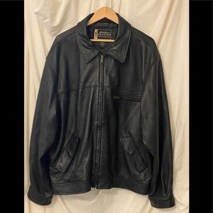 Eddie Bauer Legend Men’s XL 1990s Leather Coat in Excellent Condition